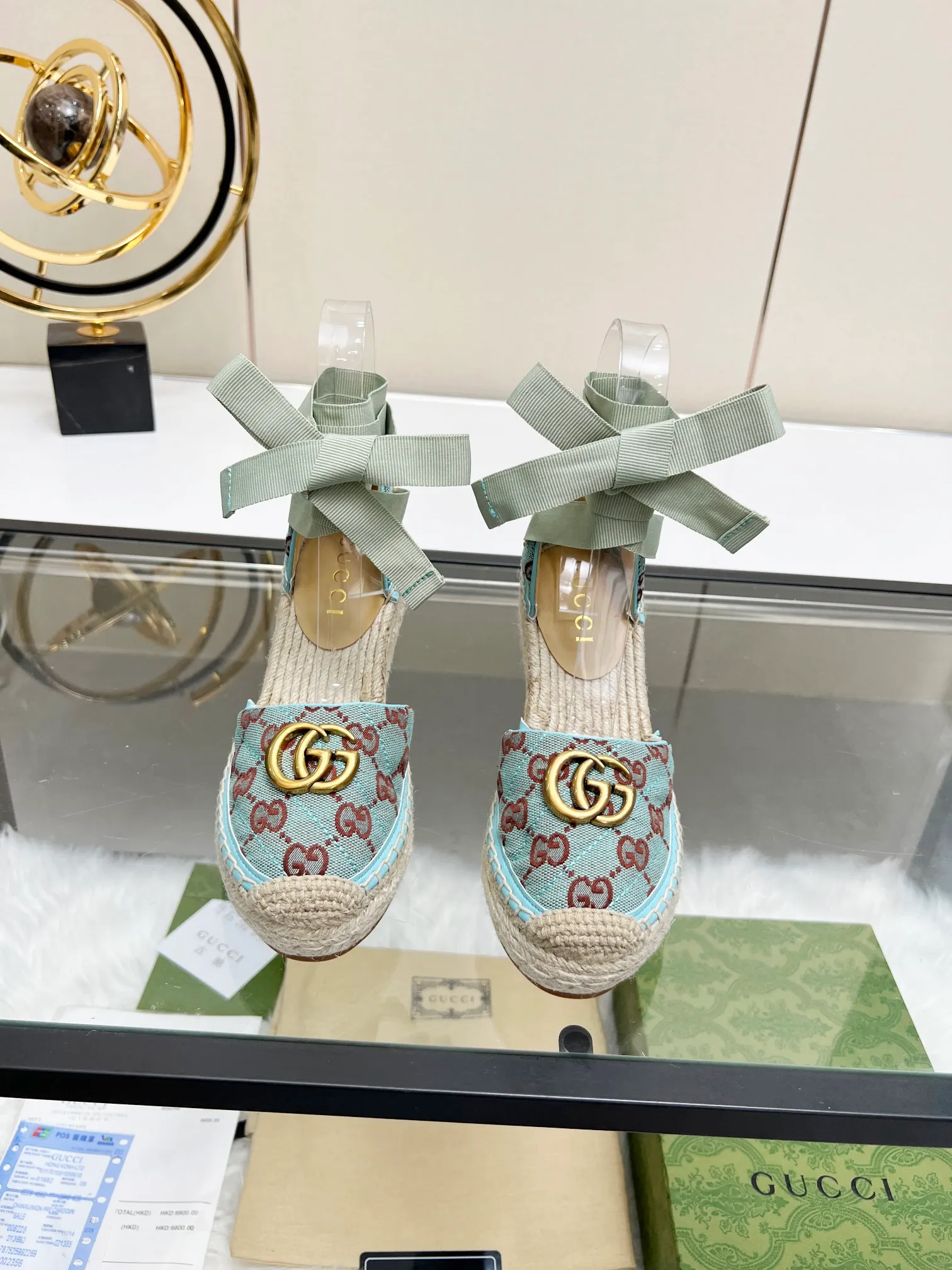 👟👟Ex-factory price 440👟👟 GUCCI wedge fisherman sandals, thick-soled straw, high-end quality, fabric: double G fabric, electric embroidery, lining: mixed sheepskin lining, yardage: 35 ~ 42, color: light blue. Dear new and old customers, the picture has been updated, please transfer the image to change. The upgraded version of the wedge heel currently has more than 40 colors. Transfer the image and sell it.